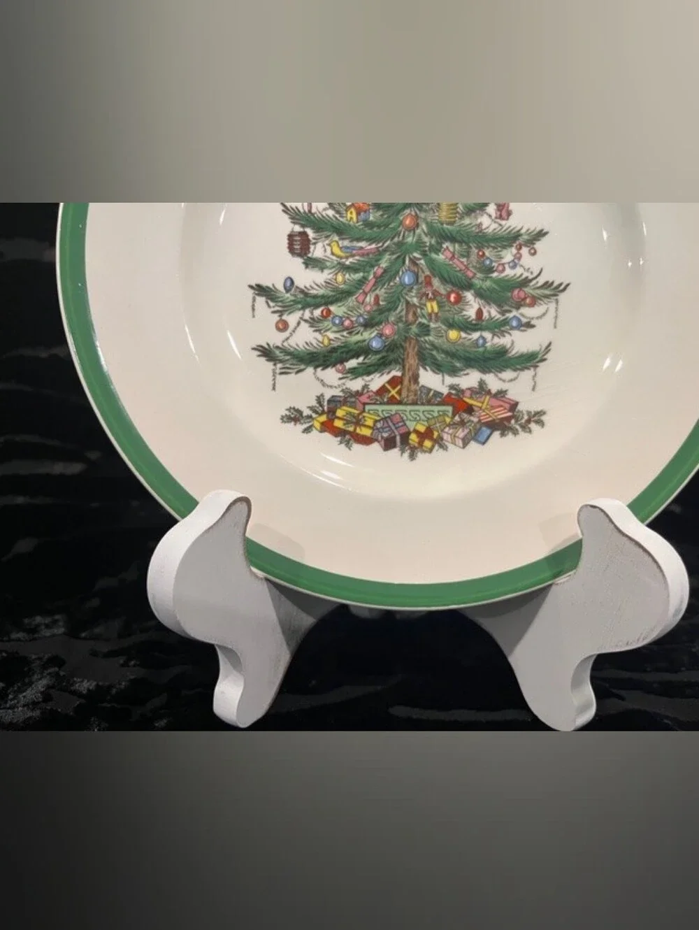 MINT Set of 4 Vintage Spode Christmas Tree Salad Plates 7 7/8” Pre-1982 England